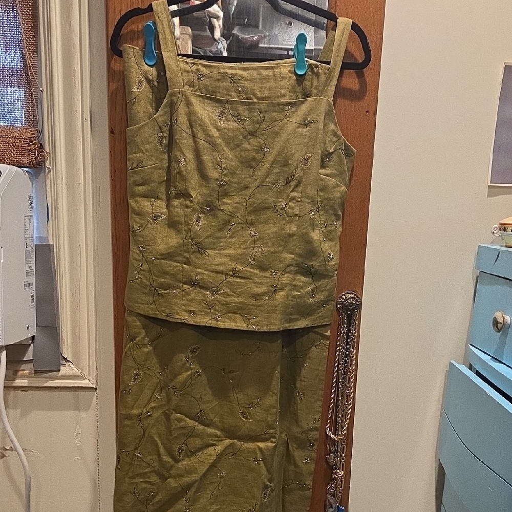 Ann Taylor Olive Green Skirt Set